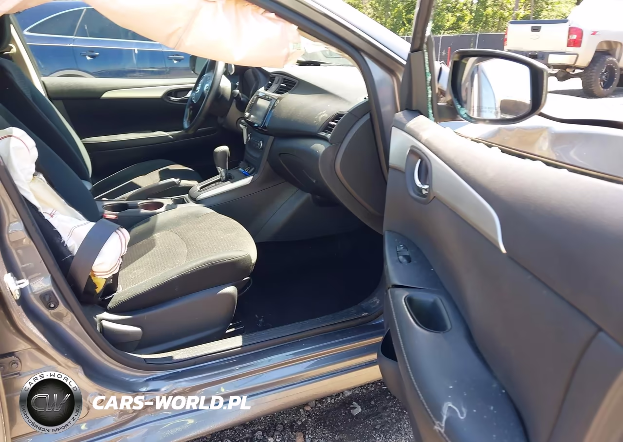 2019 Nissan Sentra S VIN:3N1AB7AP3KY308942 - 5