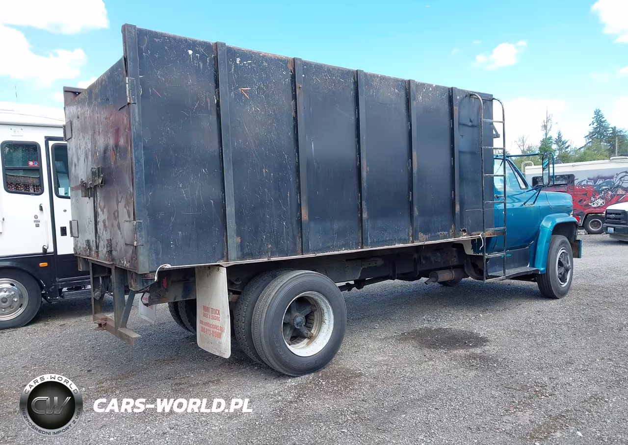 1980 GMC Manlift Dump Truck VIN:T16DBAV579379 - 4