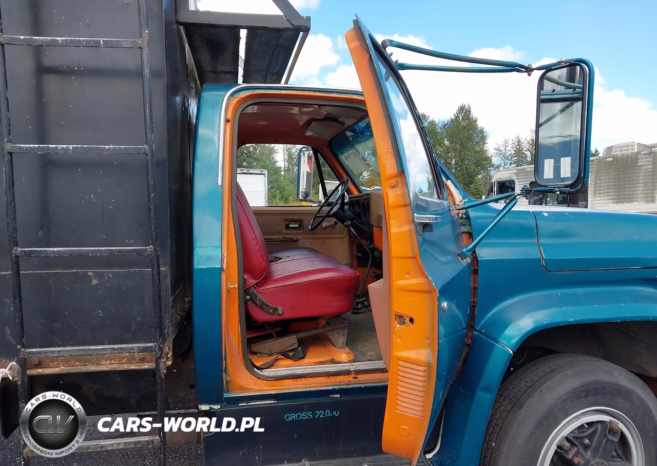 1980 GMC Manlift Dump Truck VIN:T16DBAV579379 - 5