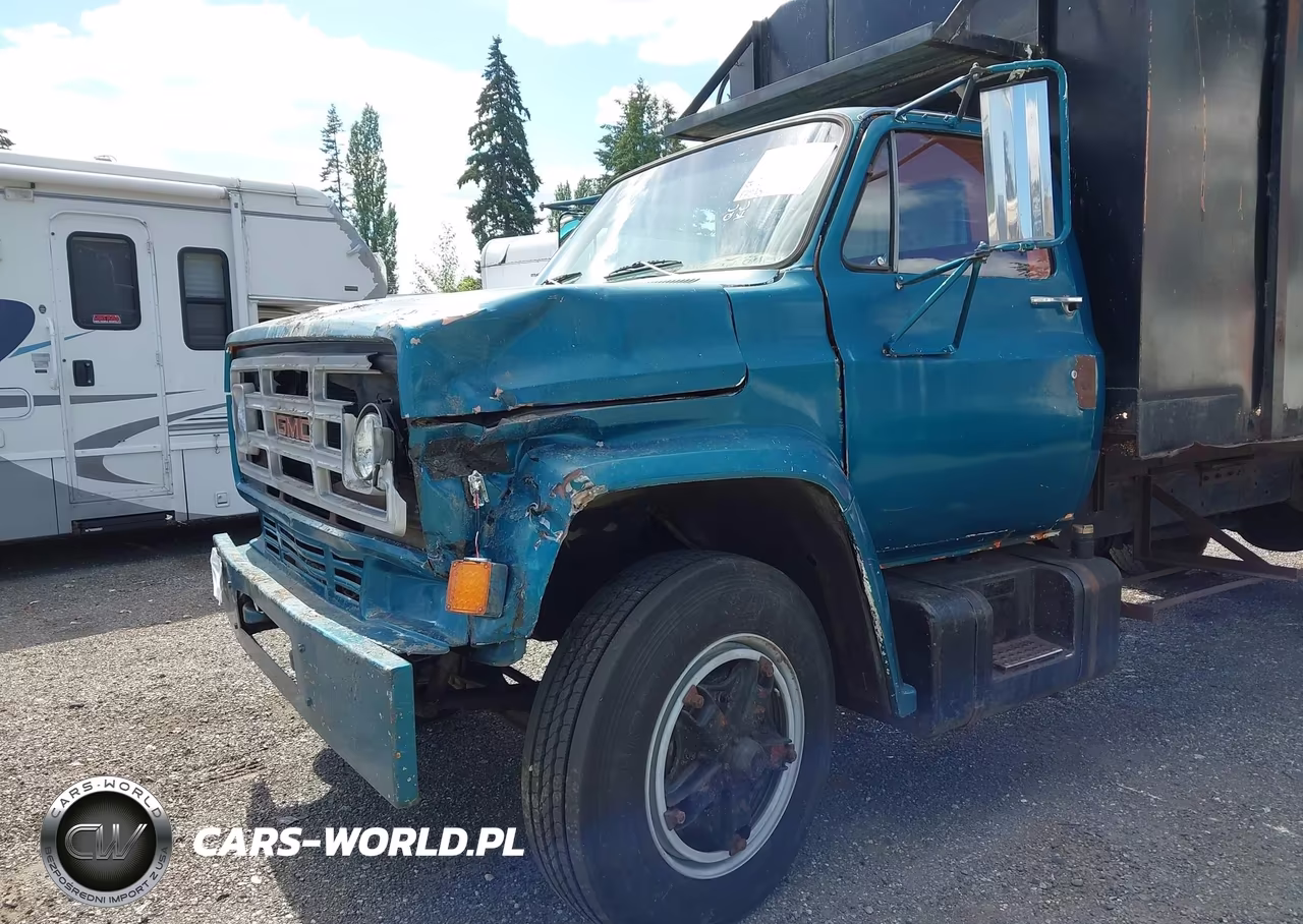 1980 GMC Manlift Dump Truck VIN:T16DBAV579379 - 6