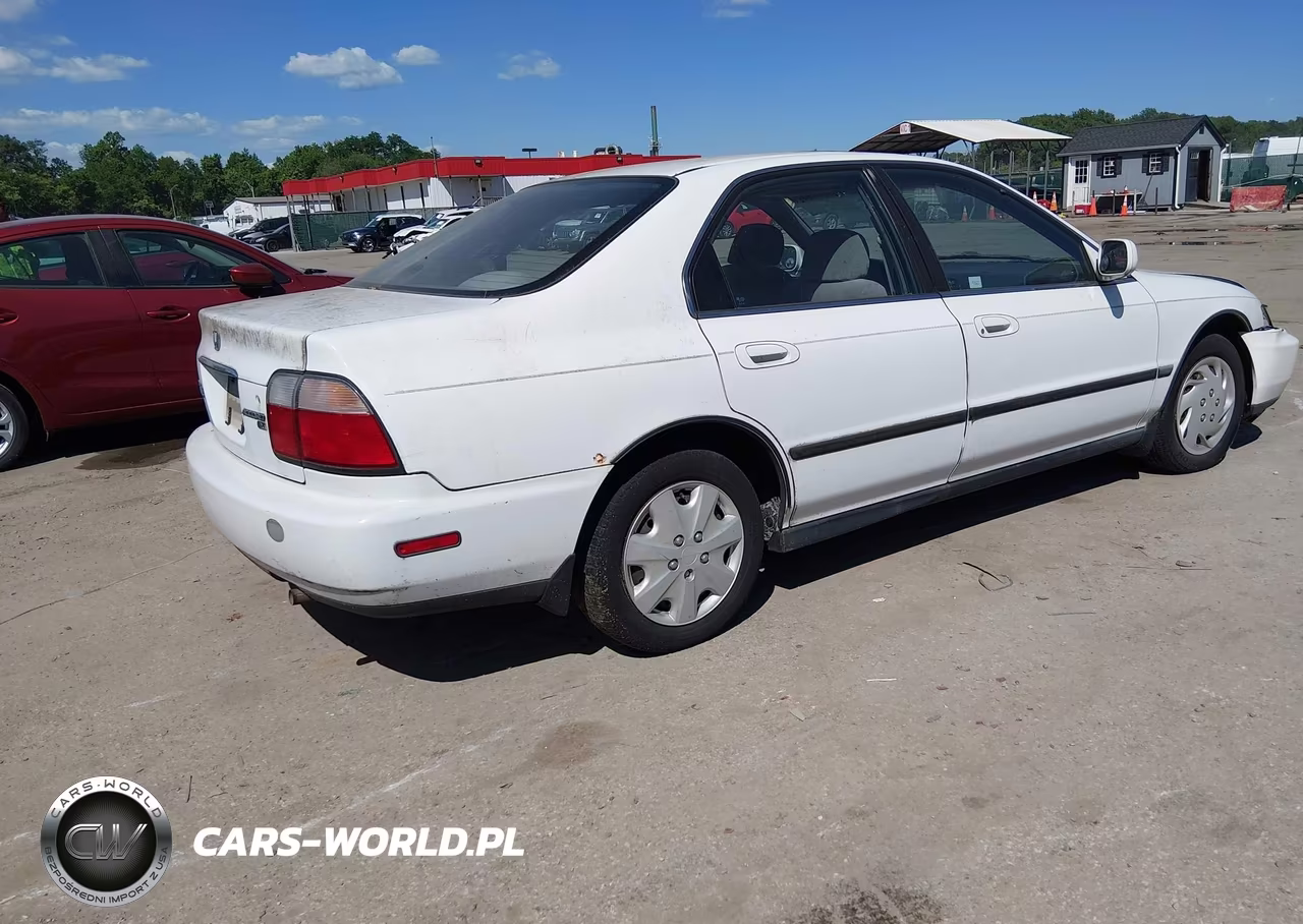 1996 Honda Accord Lx-Ex VIN:1HGCD5635TA150217 - 4