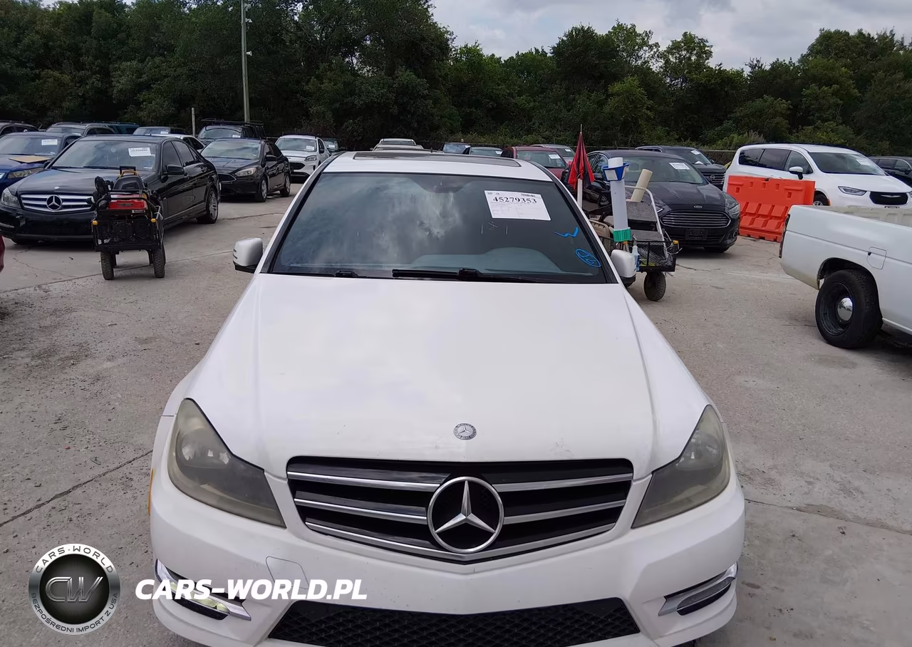 2014 Mercedes-Benz C 250 Sport VIN:WDDGF4HB3ER313515 - 6