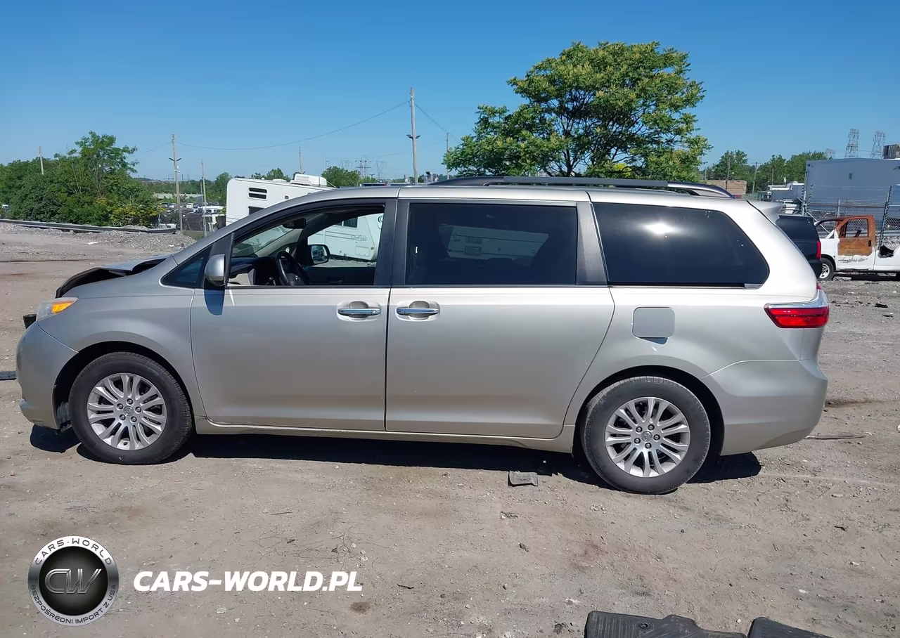 2015 Toyota Sienna Xle 8 Passenger VIN:5TDYK3DC1FS690138 - 15
