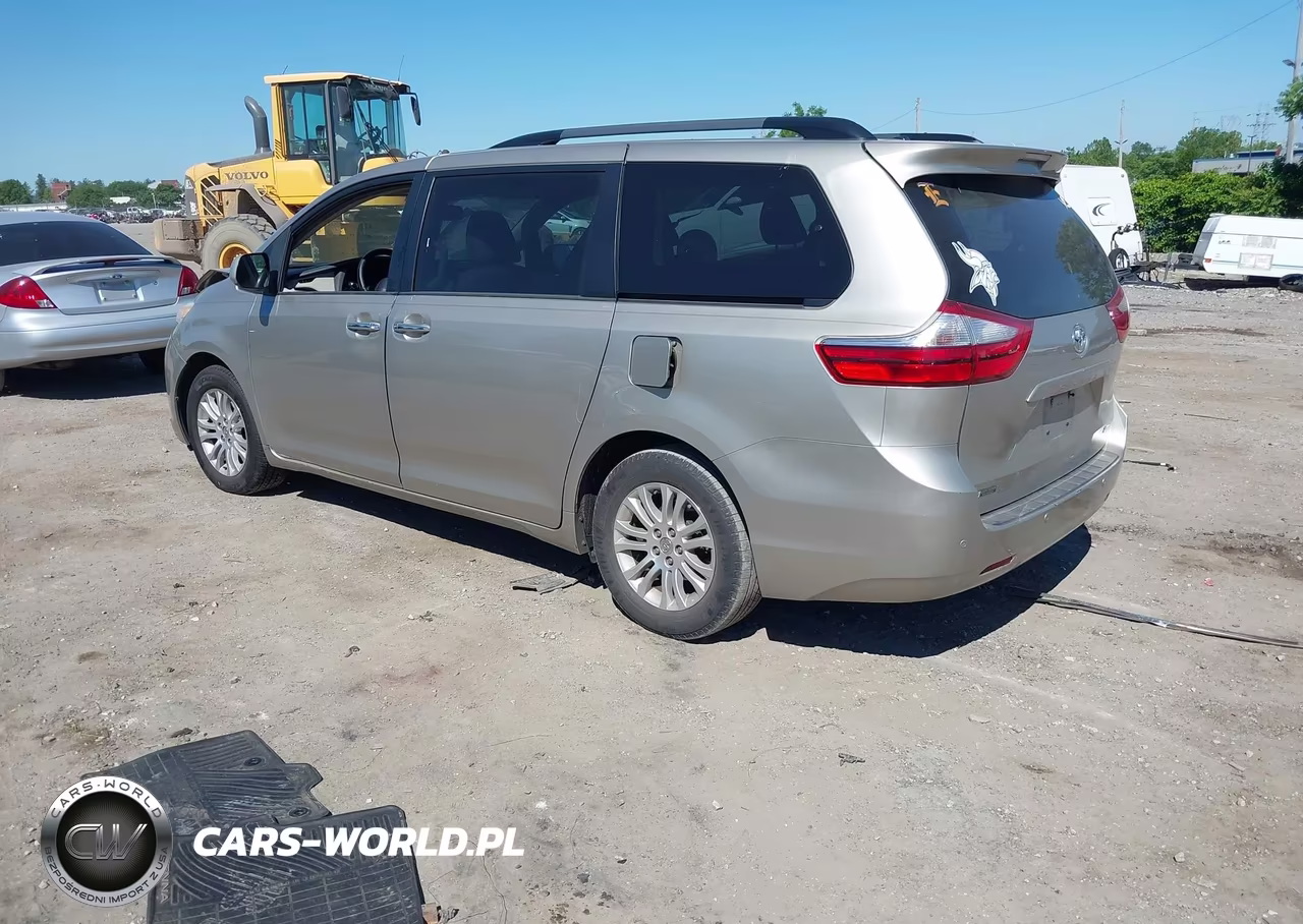 2015 Toyota Sienna Xle 8 Passenger VIN:5TDYK3DC1FS690138 - 3