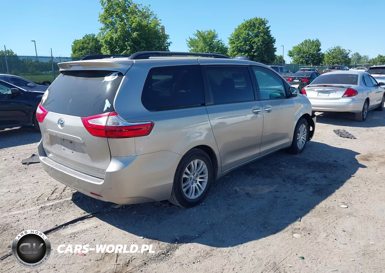 2015 Toyota Sienna Xle 8 Passenger VIN:5TDYK3DC1FS690138 - 4