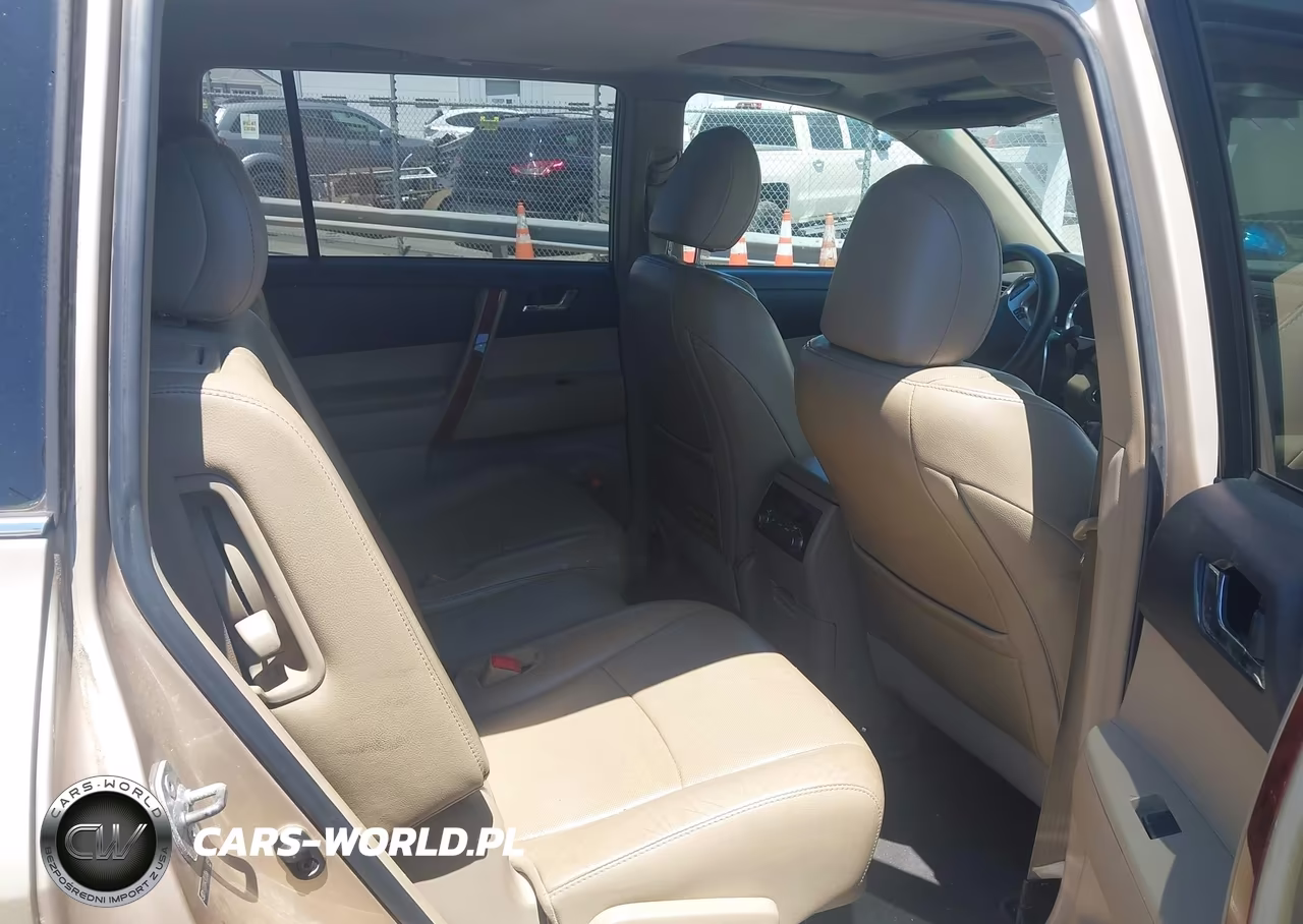 2011 Toyota Highlander Limited V6 VIN:5TDDK3EH5BS056849 - 8
