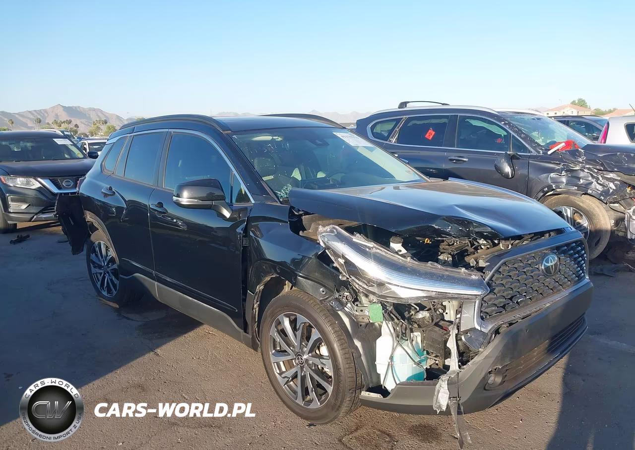 2022 Toyota Corolla Cross Xle VIN:7MUDAABGXNV021706 - 18