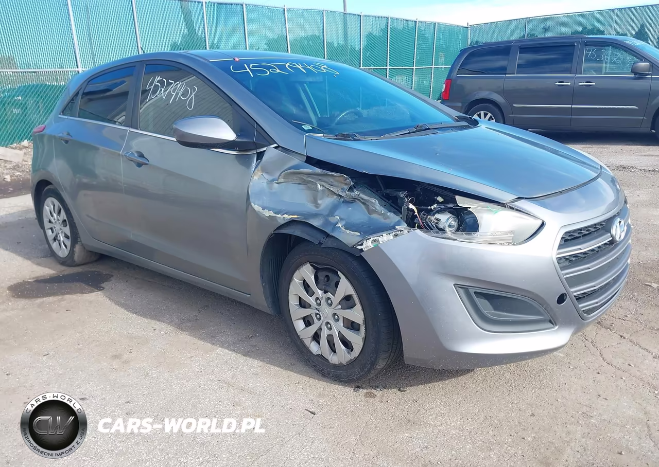 2017 Hyundai Elantra Gt – zdjęcie 1 z 11