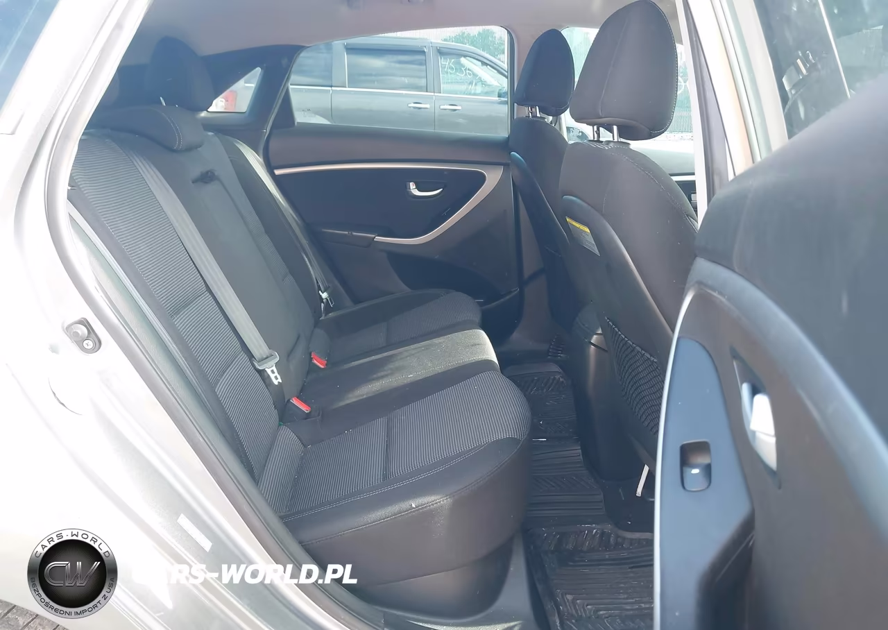 2017 Hyundai Elantra Gt VIN:KMHD35LH0HU369500 - 8