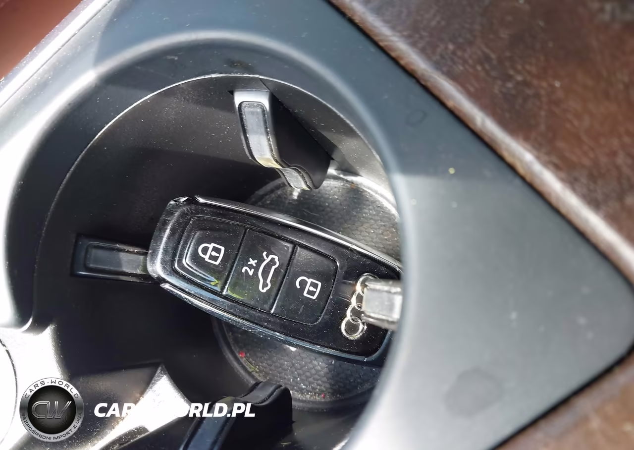 2021 Audi A6 VIN:WAUD3AF26MN057073 - 11