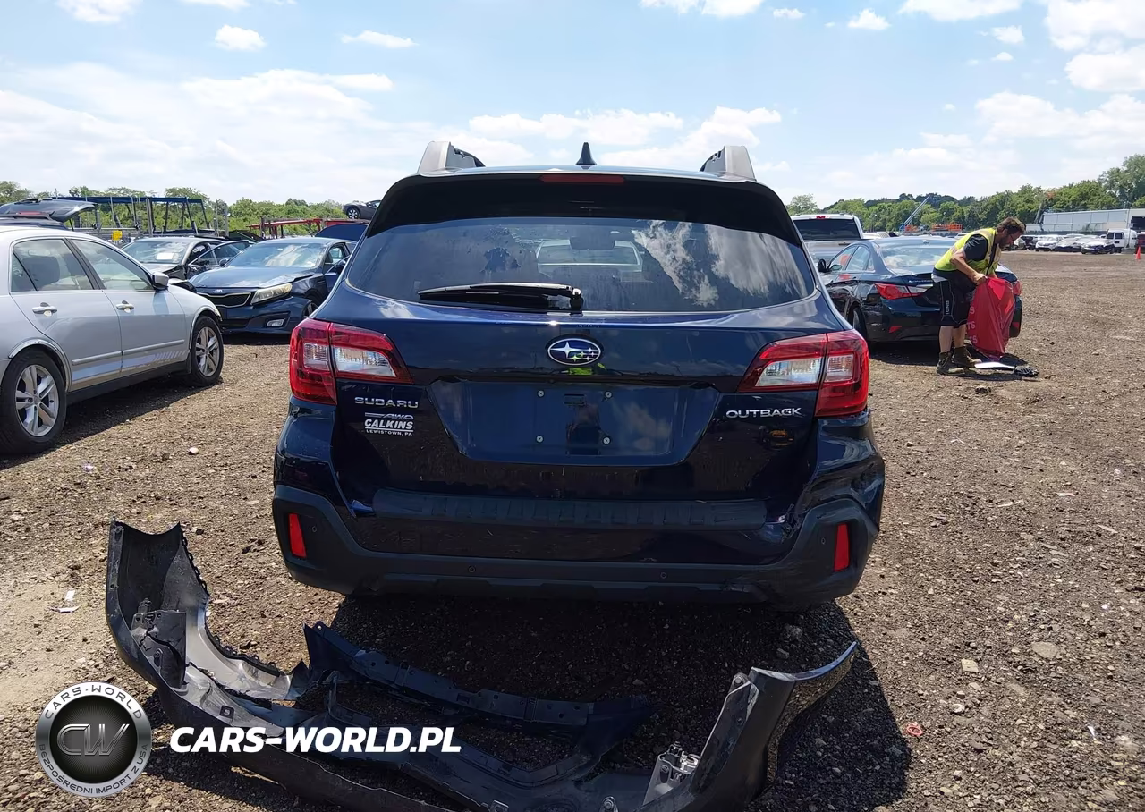 2018 Subaru Outback 2.5I Limited VIN:4S4BSANC1J3253898 - 17