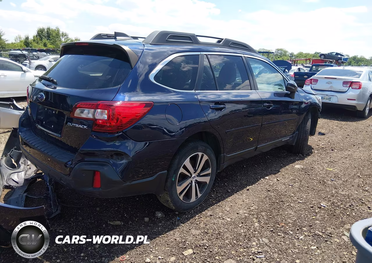 2018 Subaru Outback 2.5I Limited VIN:4S4BSANC1J3253898 - 4