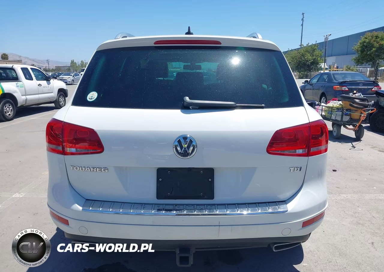 2014 Volkswagen Touareg Tdi Lux VIN:WVGEP9BP0ED013293 - 17