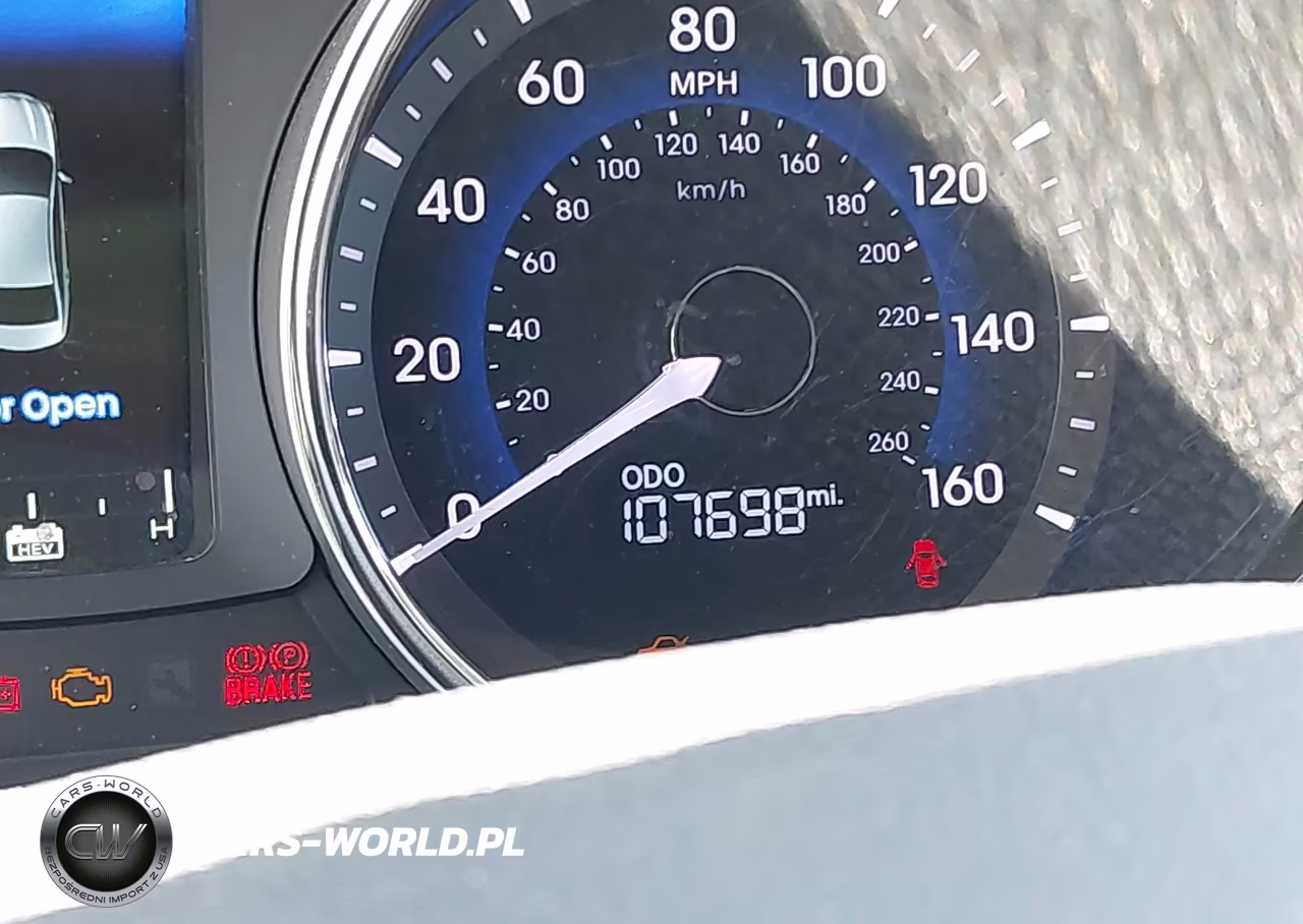 2015 Hyundai Sonata Hybrid VIN:KMHEC4A42FA138692 - 16