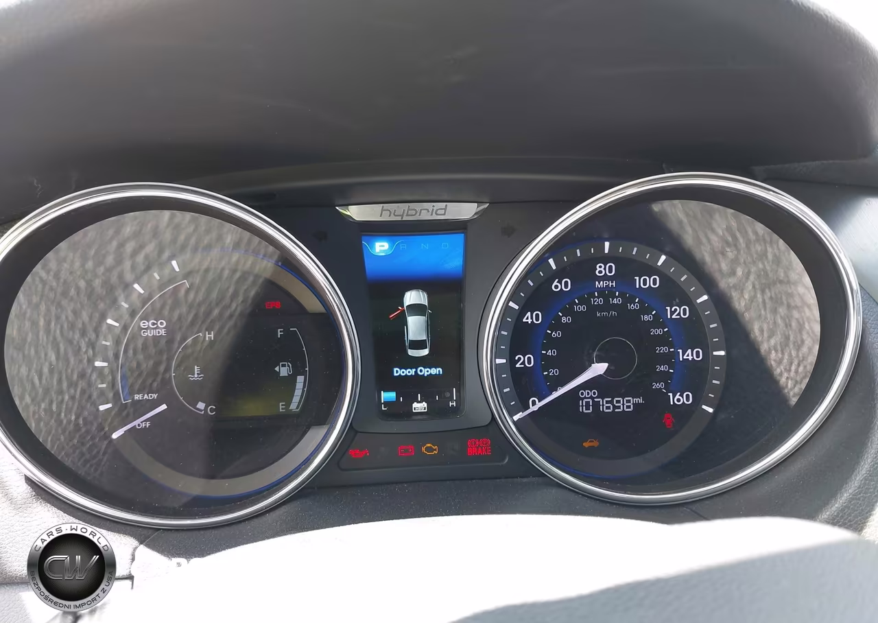2015 Hyundai Sonata Hybrid VIN:KMHEC4A42FA138692 - 7