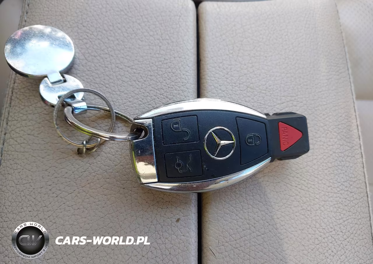 2017 Mercedes-Benz C 300 VIN:55SWF4JB8HU214567 - 11