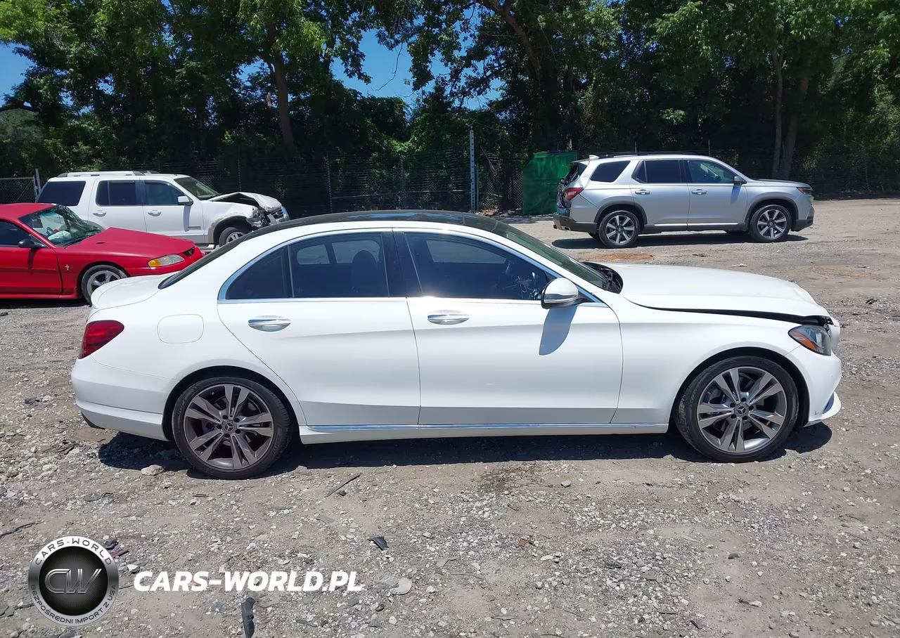 2017 Mercedes-Benz C 300 VIN:55SWF4JB8HU214567 - 13
