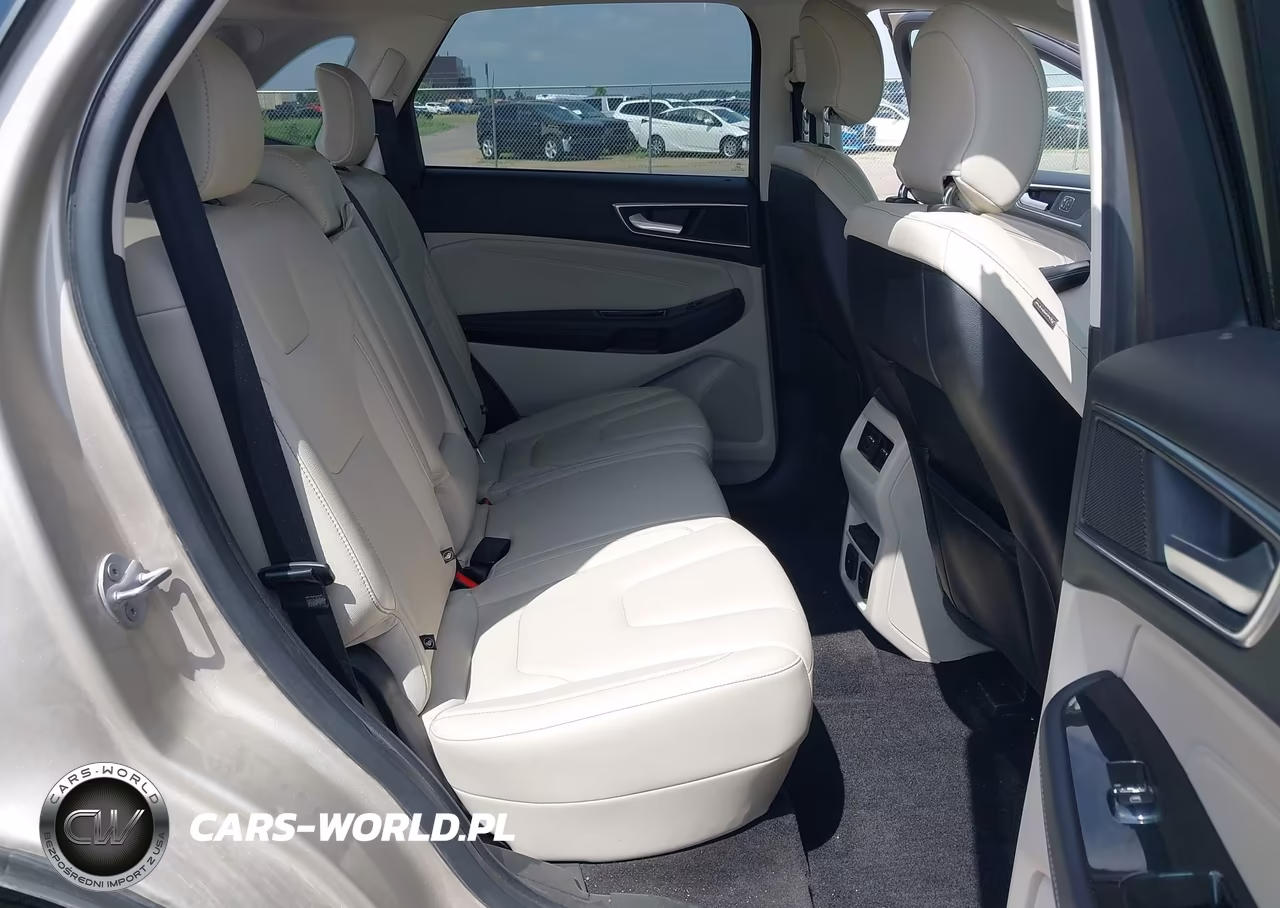 2018 Ford Edge Titanium VIN:2FMPK4K99JBC01077 - 8