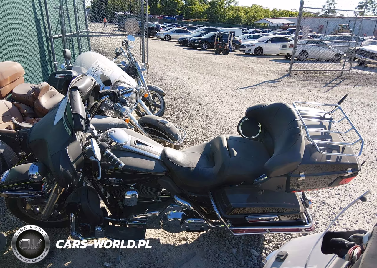 2008 Harley-Davidson Flhtcui VIN:1HD1FC4168Y681350 - 13
