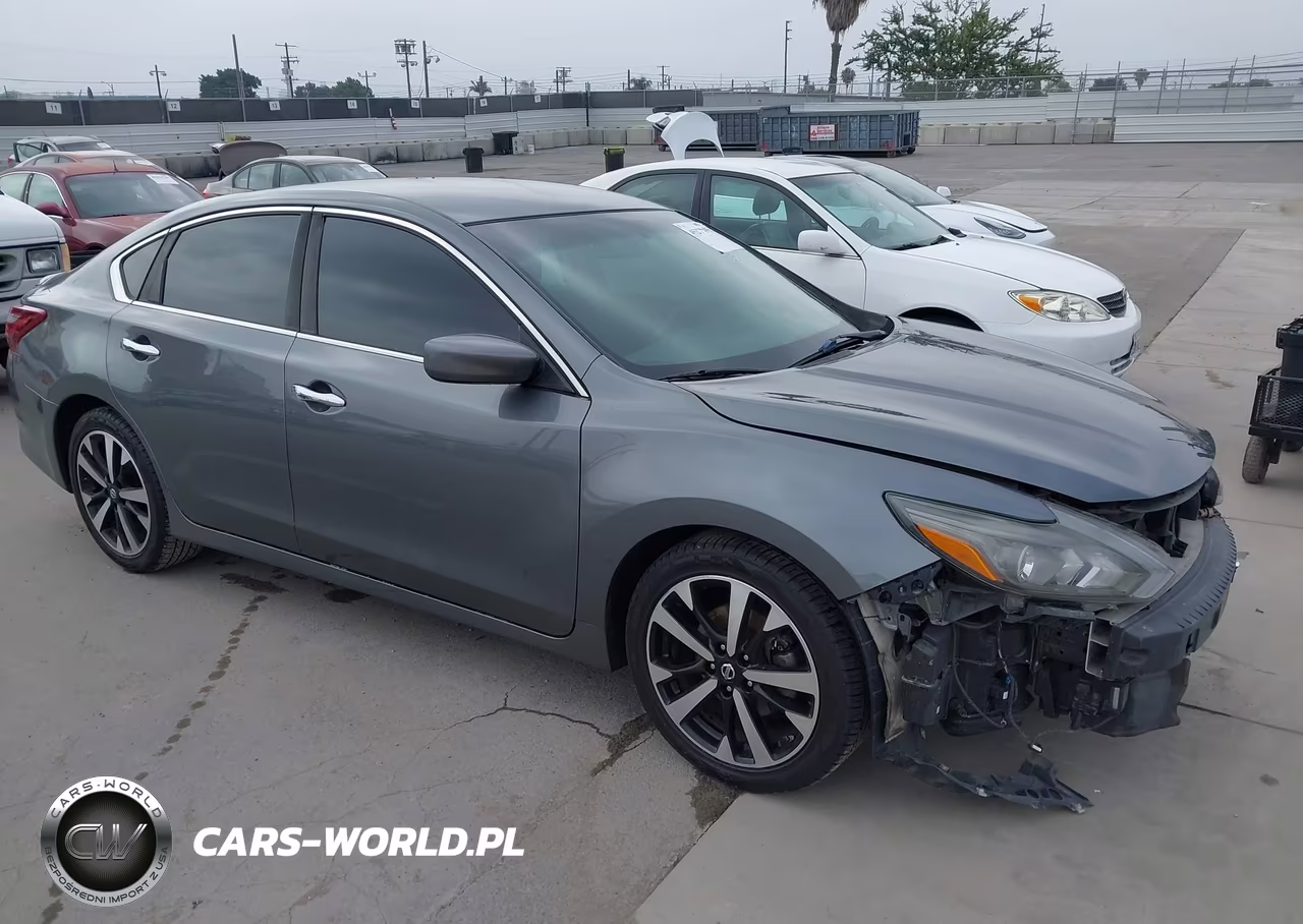 2018 Nissan Altima 2.5 Sr – zdjęcie 1 z 17