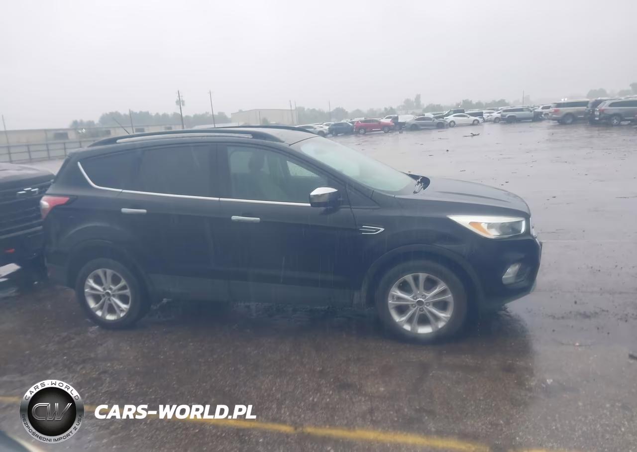 2018 Ford Escape Se VIN:1FMCU0GD3JUA73380 - 13