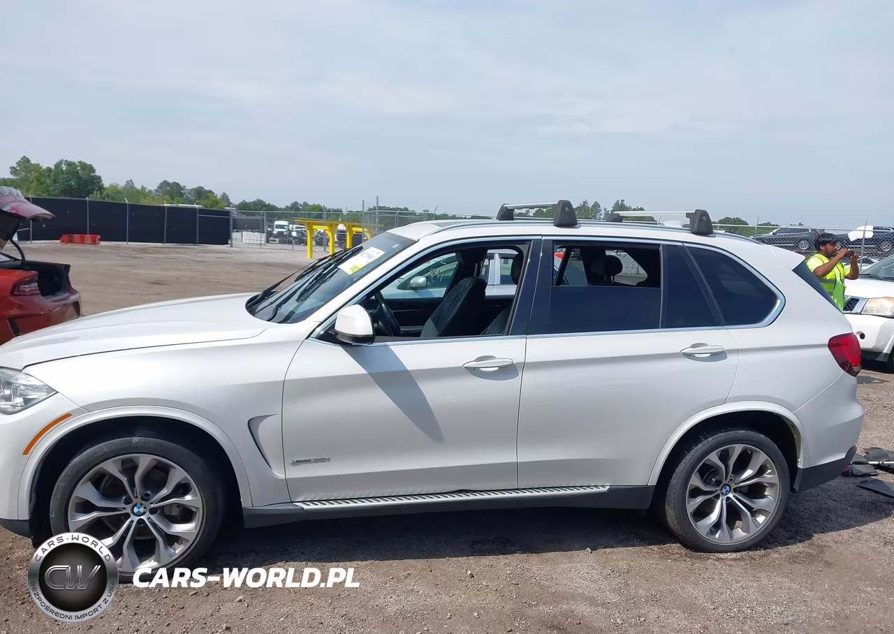 2017 BMW X5 xDrive35I VIN:5UXKR0C54H0U52971 - 14
