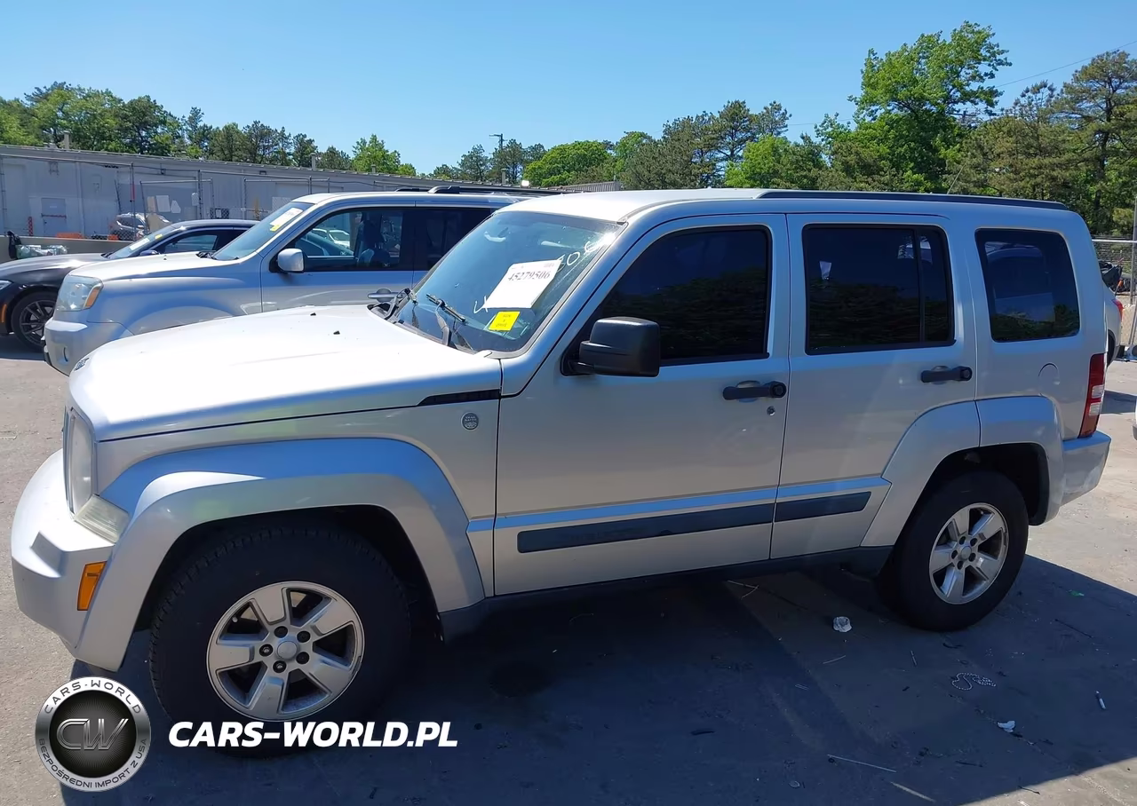 2010 Jeep Liberty Sport VIN:1J4PN2GK3AW103828 - 14