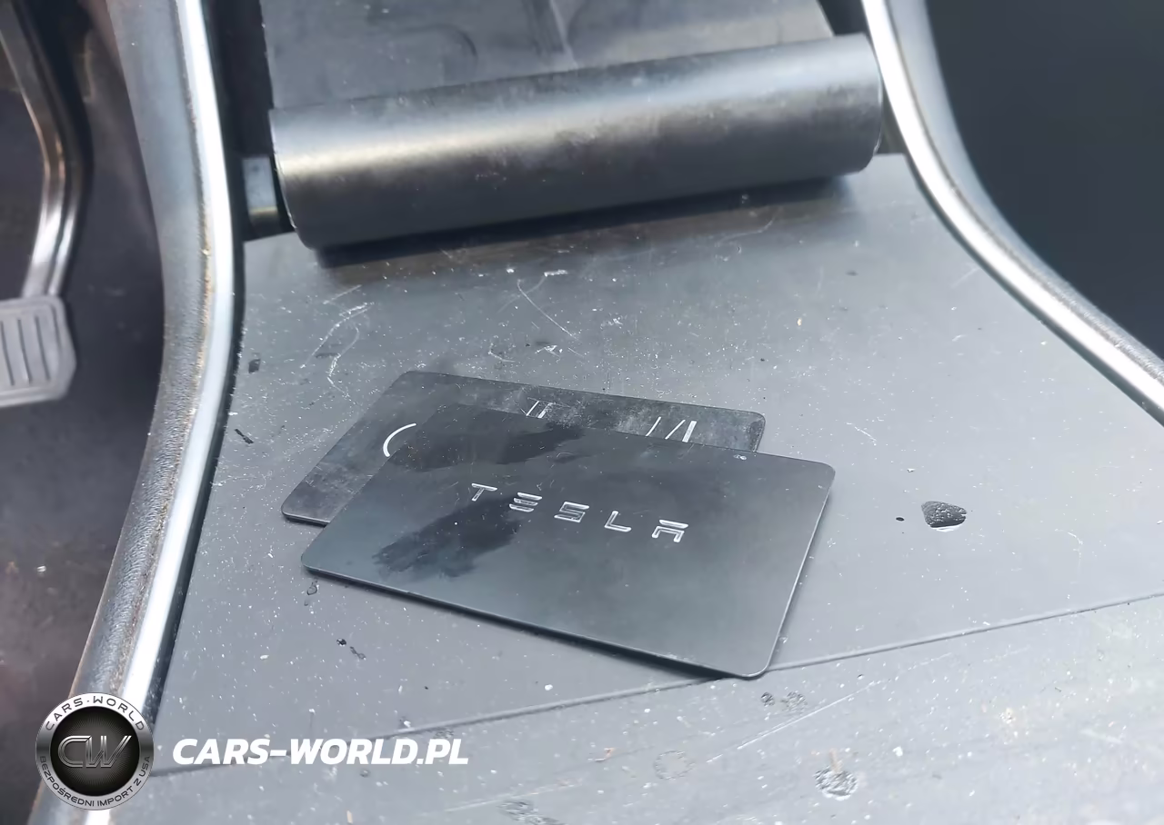 2020 Tesla Model Y Long Range Dual Motor All-Wheel Drive VIN:5YJYGDEE3LF029265 - 10