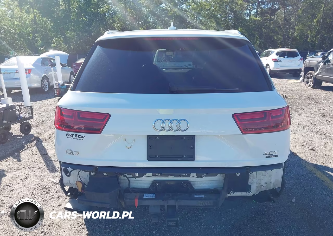 2018 Audi Q7 3.0T Premium VIN:WA1LAAF73JD009235 - 17