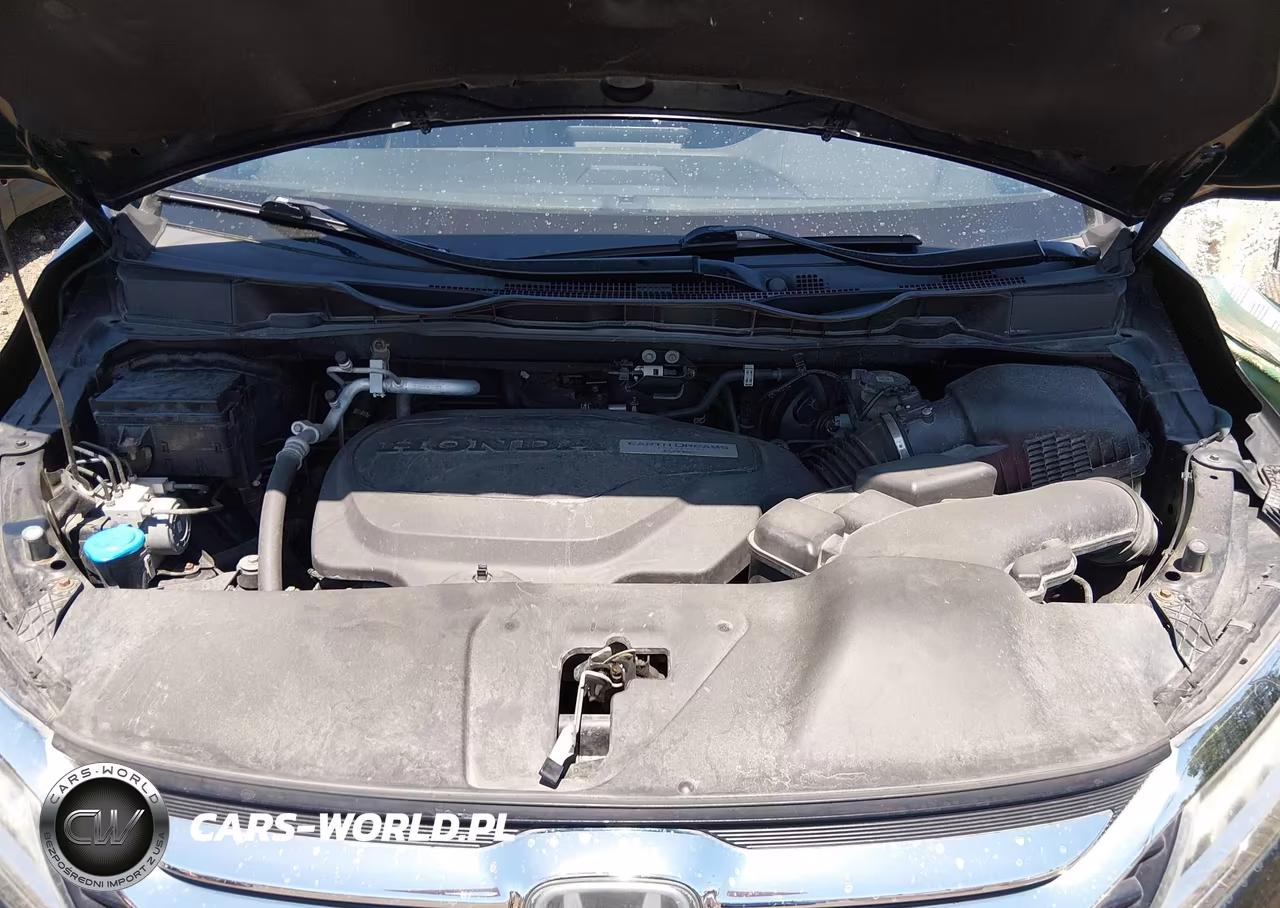 2018 Honda Odyssey Elite VIN:5FNRL6H94JB021358 - 10