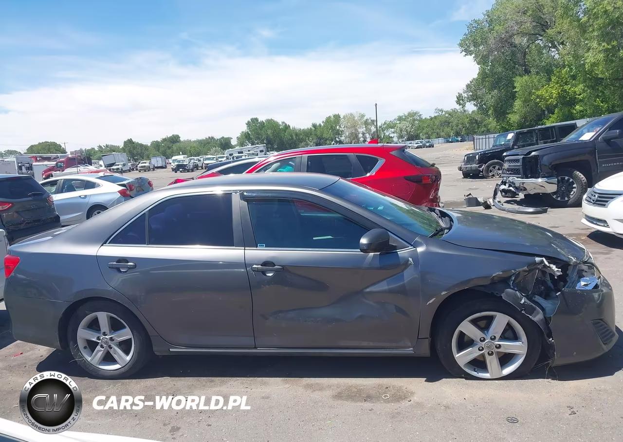 2013 Toyota Camry Le VIN:4T1BF1FK8DU212029 - 13