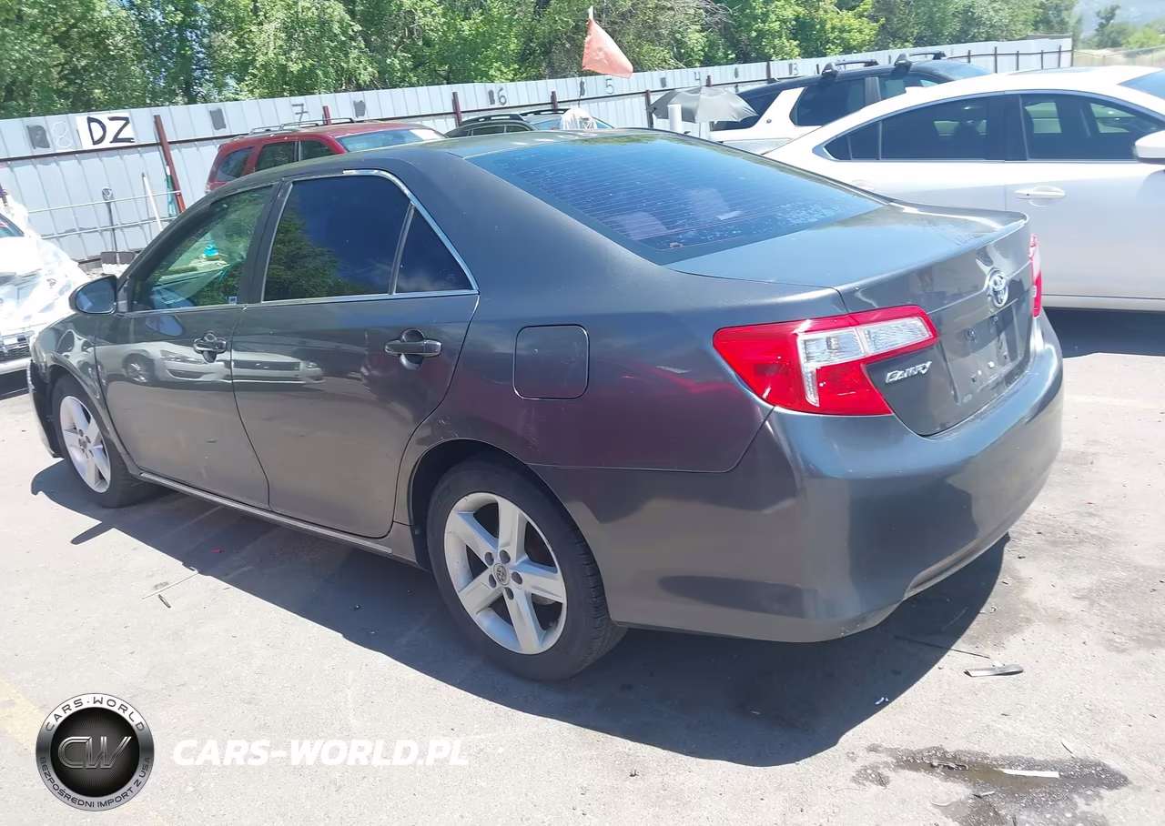 2013 Toyota Camry Le VIN:4T1BF1FK8DU212029 - 3