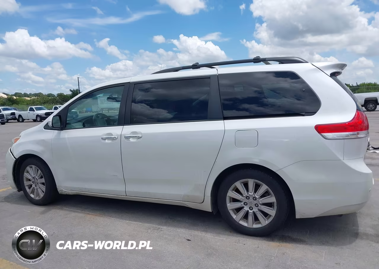 2014 Toyota Sienna Limited V6 7 Passenger VIN:5TDYK3DCXES505177 - 14