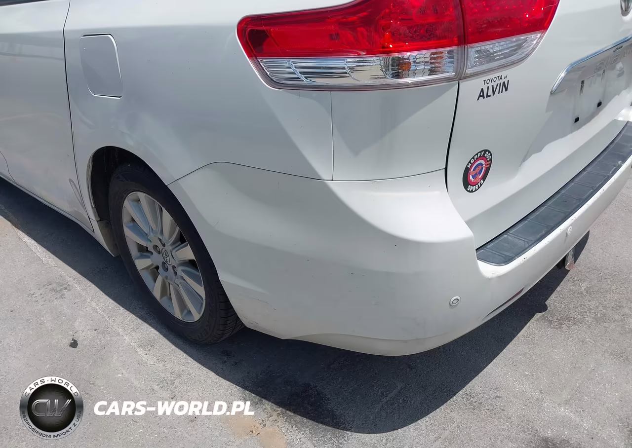 2014 Toyota Sienna Limited V6 7 Passenger VIN:5TDYK3DCXES505177 - 18