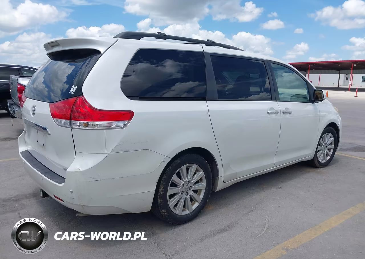 2014 Toyota Sienna Limited V6 7 Passenger VIN:5TDYK3DCXES505177 - 4