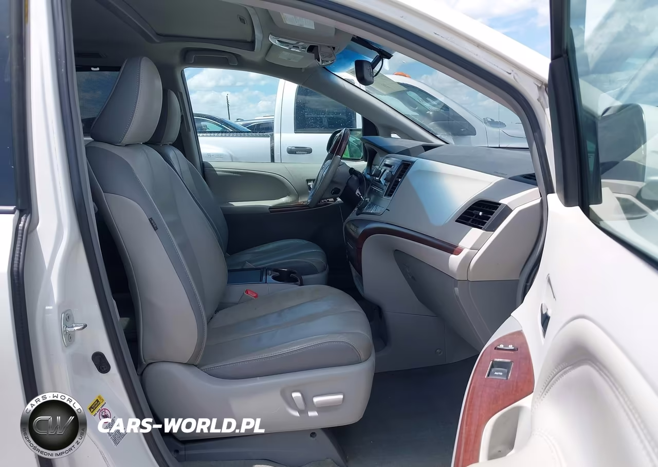 2014 Toyota Sienna Limited V6 7 Passenger VIN:5TDYK3DCXES505177 - 5