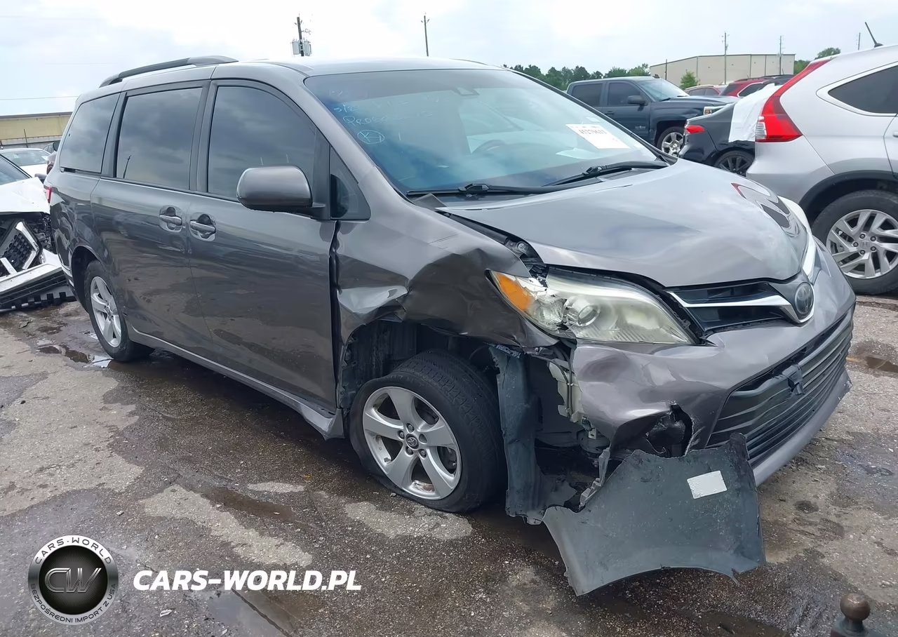 2020 Toyota Sienna Le