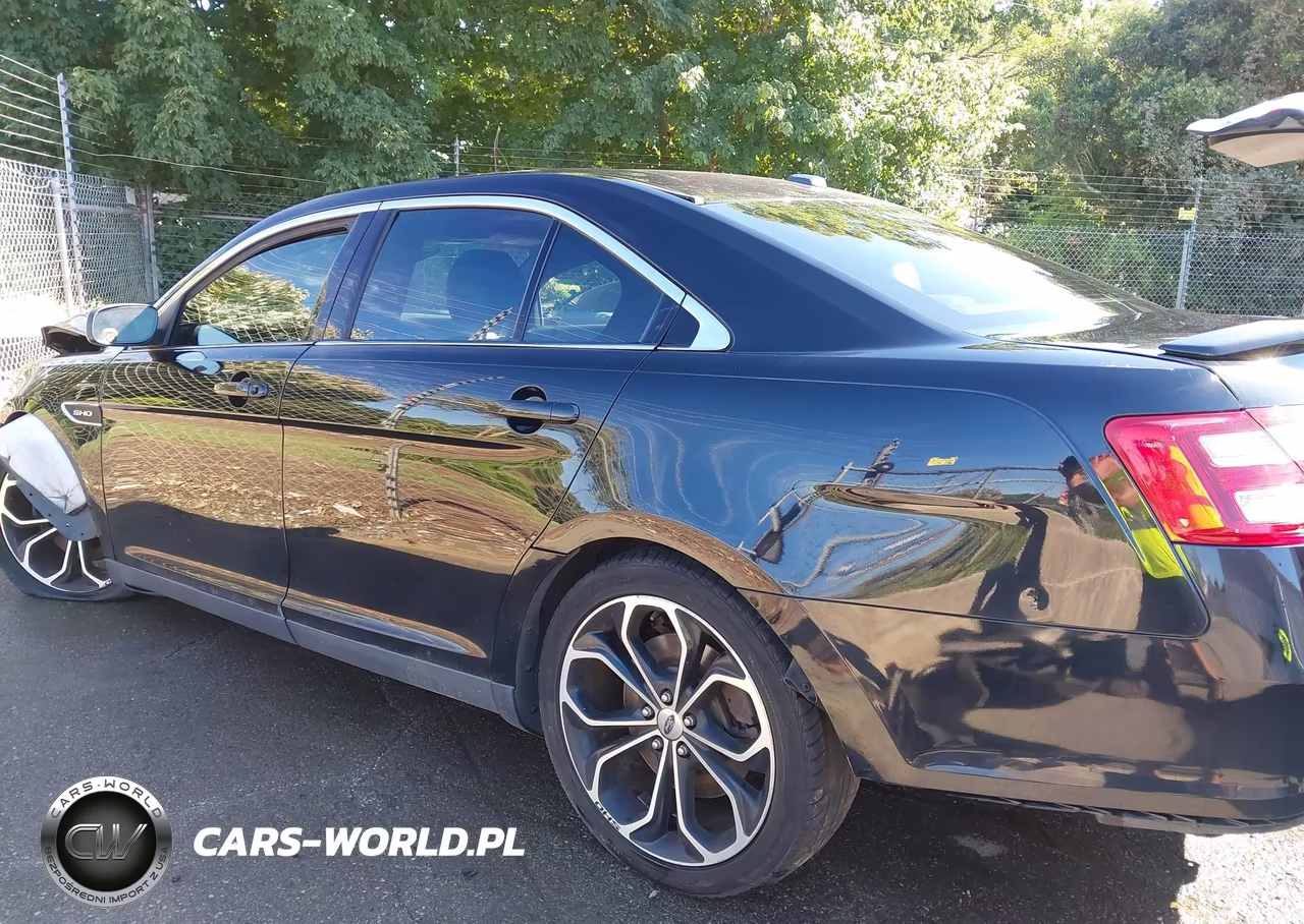 2016 Ford Taurus Sho VIN:1FAHP2KT3GG100375 - 14