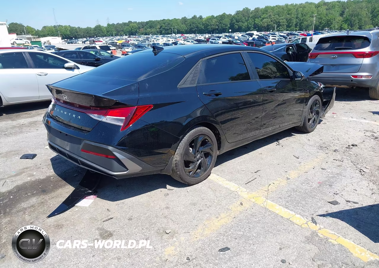 2026 Hyundai Elantra Sel Sport VIN:KMHLM4DG9TU120212 - 4