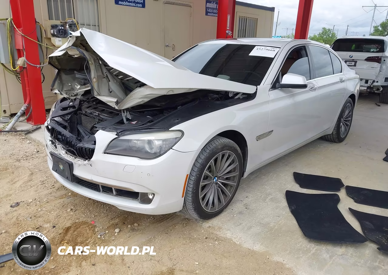 2012 BMW 740I VIN:WBAKA4C53CDS99076 - 2