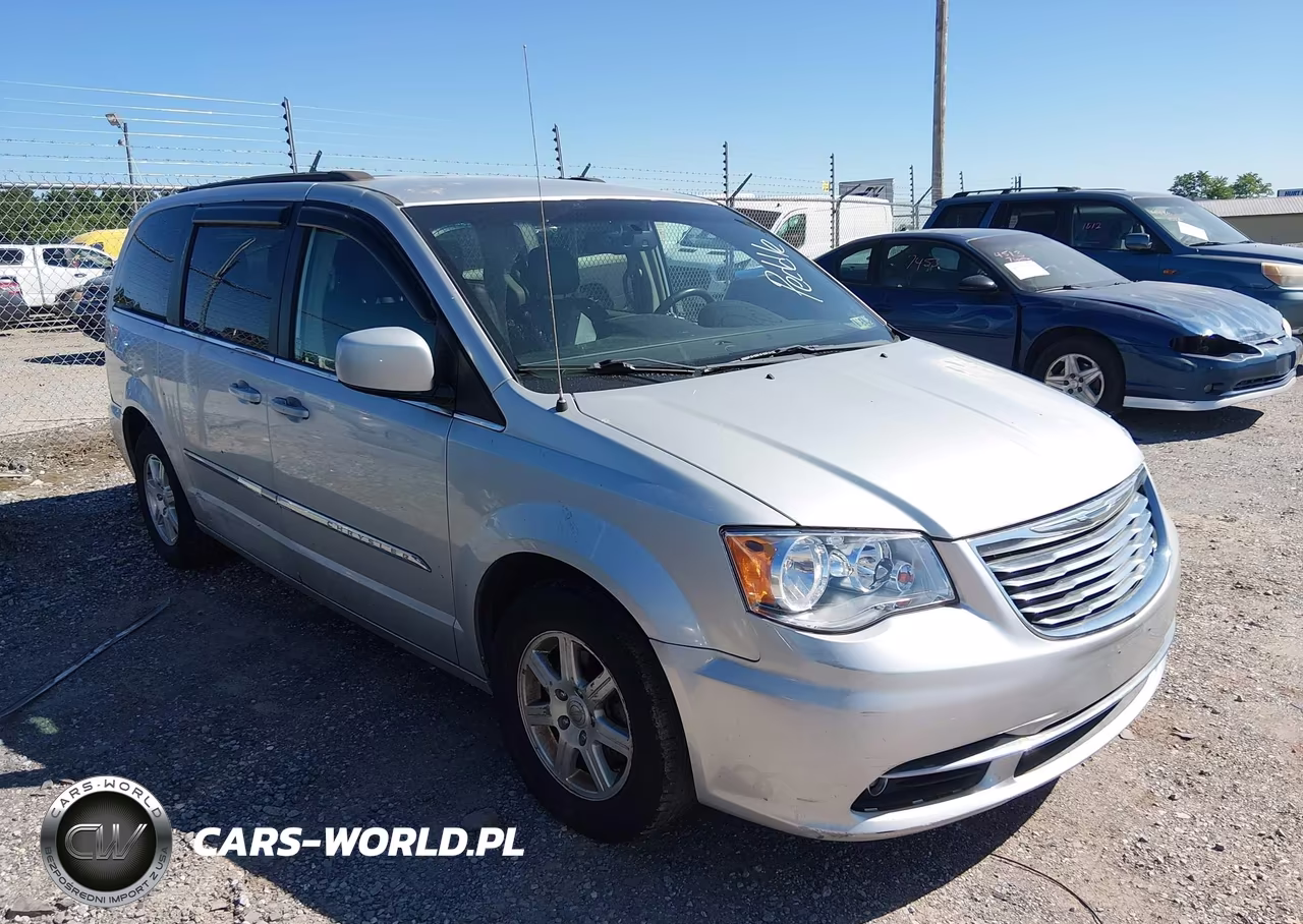 2012 Chrysler Town & Country Touring