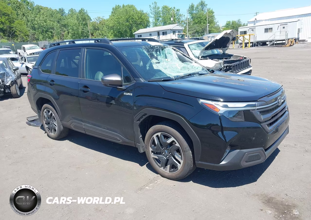 2025 Subaru Forester Limited Hybrid – zdjęcie 1 z 16