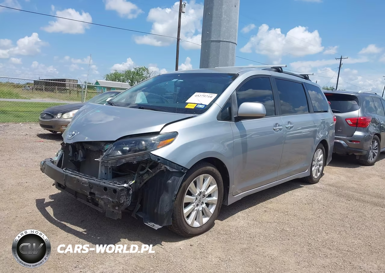 2015 Toyota Sienna Se 8 Passenger VIN:5TDXK3DC1FS615970 - 2
