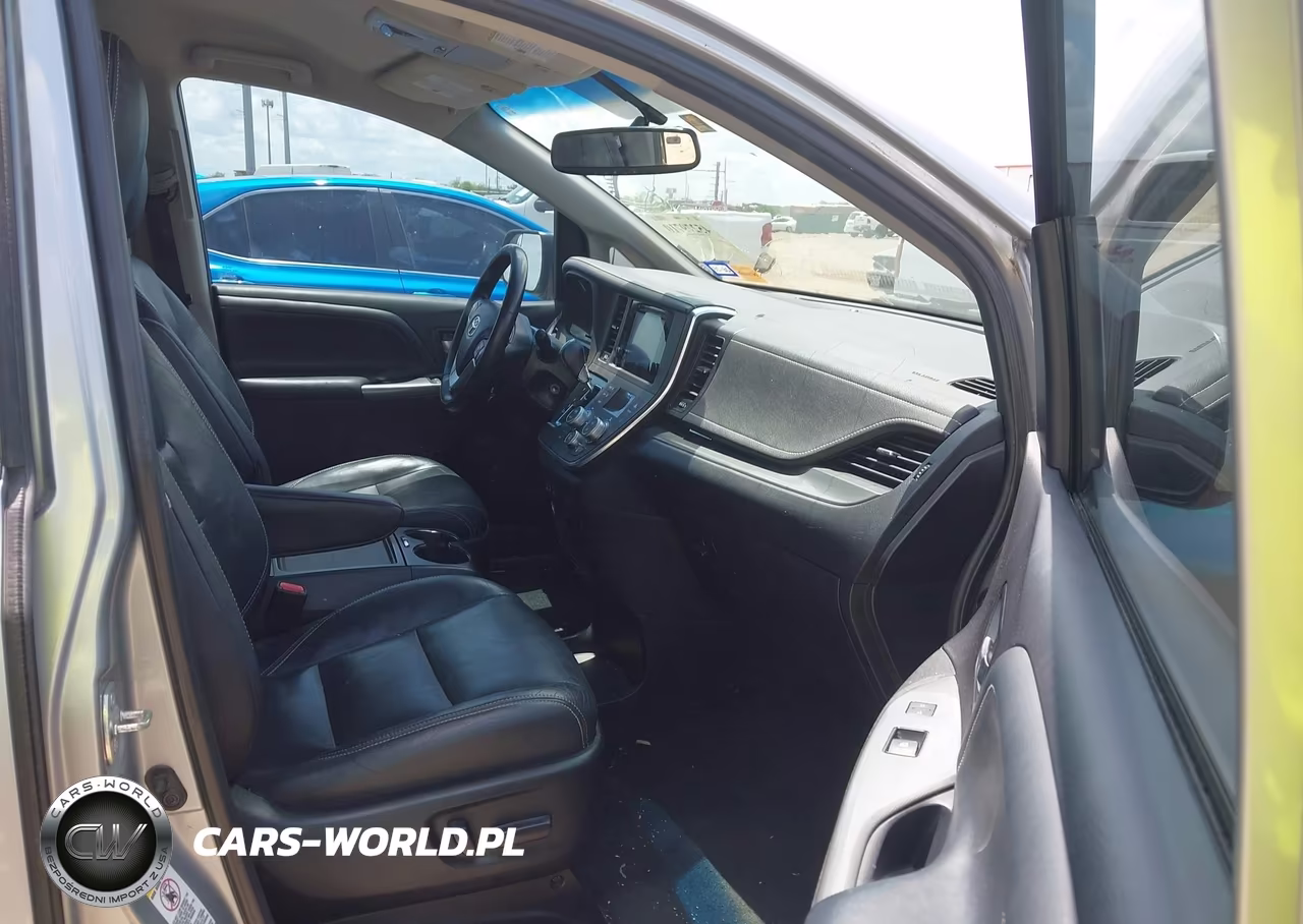 2015 Toyota Sienna Se 8 Passenger VIN:5TDXK3DC1FS615970 - 5