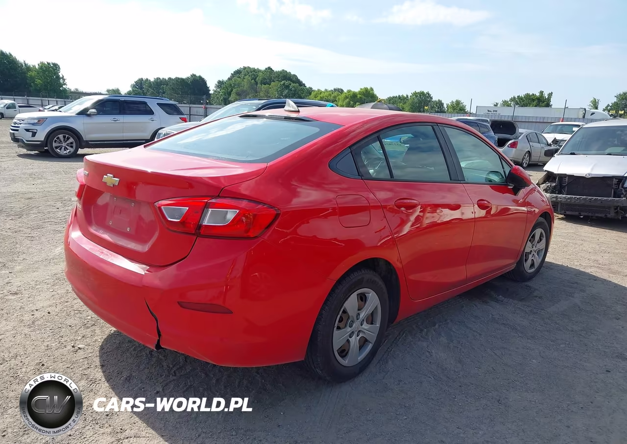 2018 Chevrolet Cruze Ls Auto VIN:1G1BC5SM9J7223345 - 4