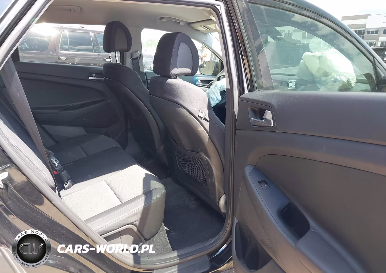 2017 Hyundai Tucson Se VIN:KM8J33A4XHU382214 - 8