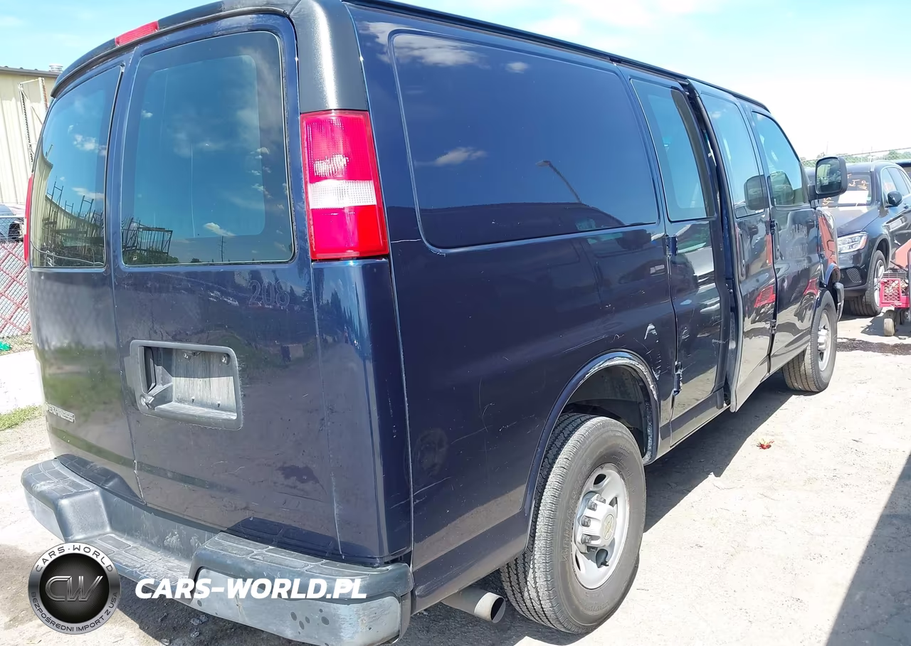 2019 Chevrolet Express 2500 Work Van VIN:1GCWGAFP5K1205746 - 4