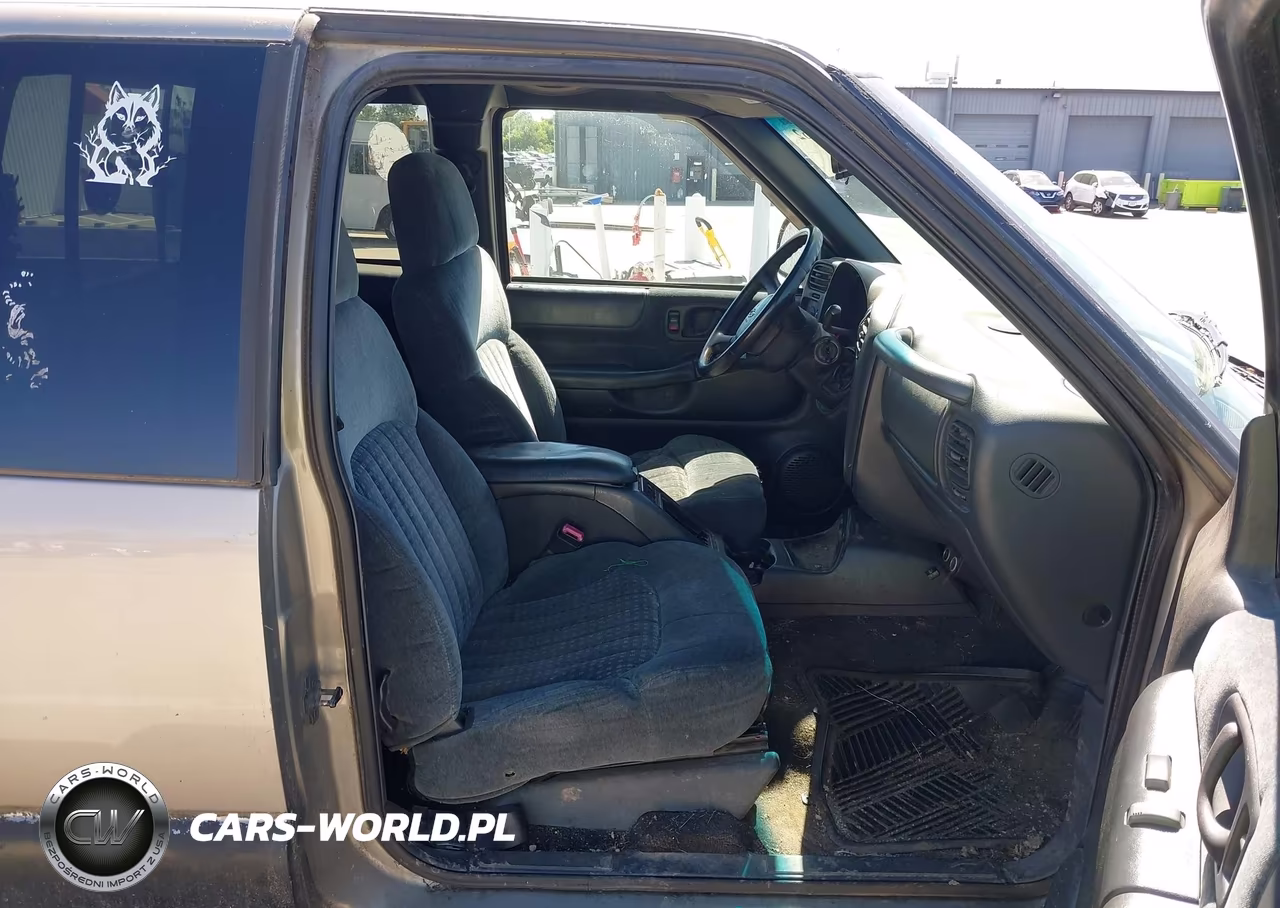 2000 Chevrolet S-10 Ls VIN:1GCCT19W2Y8214289 - 5