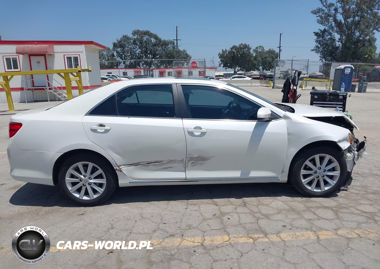 2014 Toyota Camry Xle VIN:4T1BF1FK1EU462908 - 13
