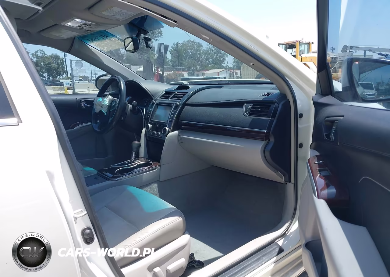 2014 Toyota Camry Xle VIN:4T1BF1FK1EU462908 - 5